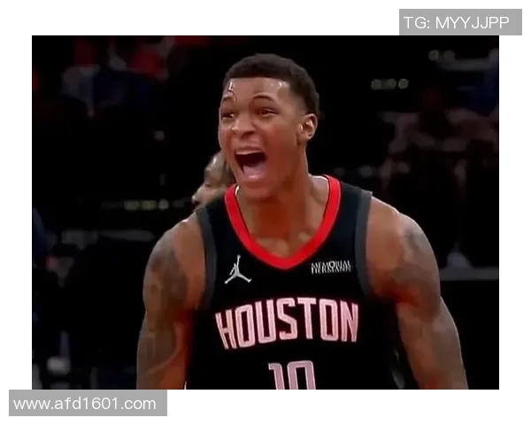 10月27日火箭队对阵快船队精彩视频直播全程回顾与赛后分析 10月27日火箭队对阵快船队精彩视频直播全程回顾与赛后分析