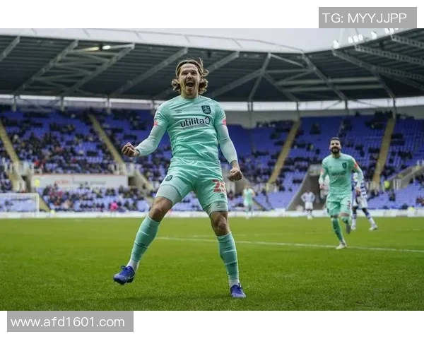 英冠激战诺维奇对决雷丁全球体育app精彩赛事全解析